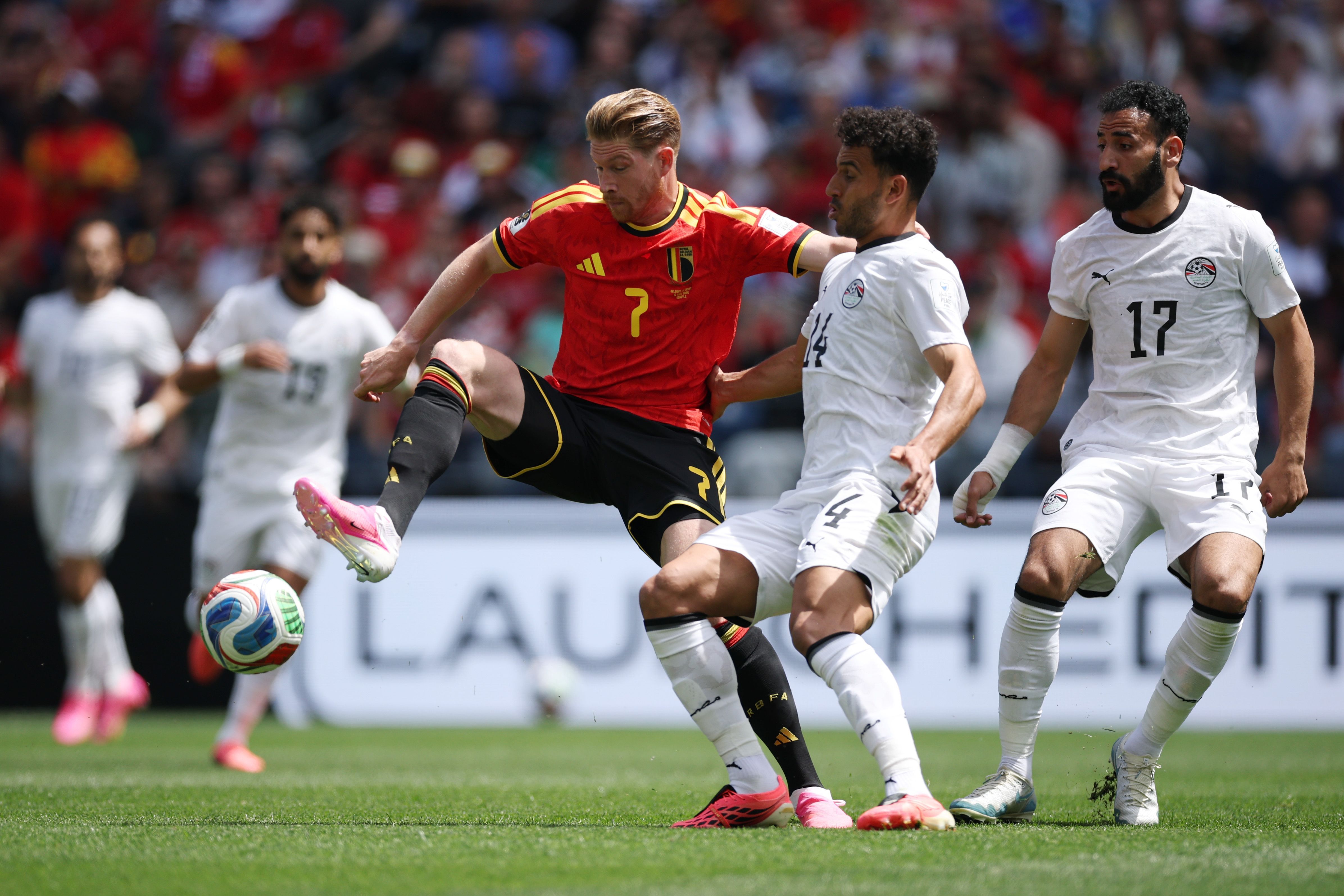 Bélgica vacila e só empata com o Egito na estreia do Grupo G da Copa do Mundo