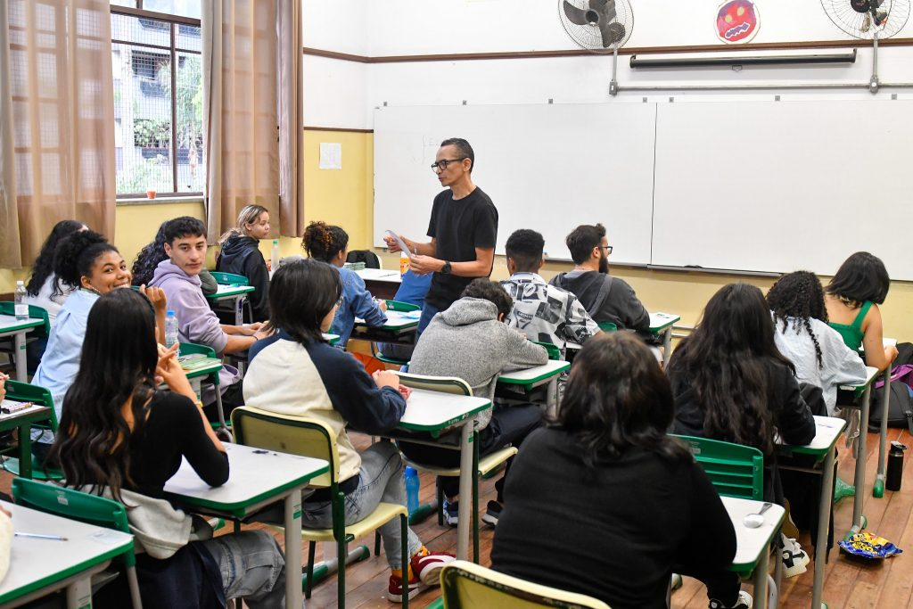 Seduc-SP edital para professores da rede estadual com salários de R$ 5,5 mil