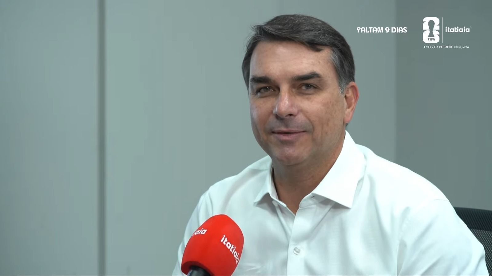 ‘Não acredito que Zema e Caiado se unam em candidatura própria’, diz Flávio Bolsonaro