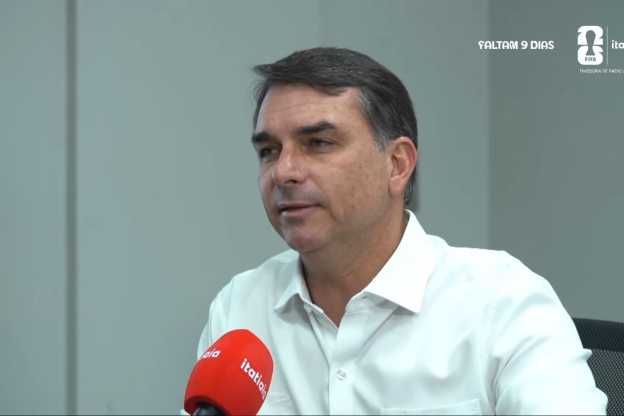 ‘A esquerda tem medo do impacto que filme vai causar’, diz Flávio sobre ‘Dark Horse’