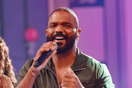 Cantor Arlindinho foi vítima de assalto no RJ