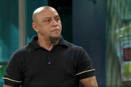 Roberto Carlos, pentacampeão mundial pelo Brasil