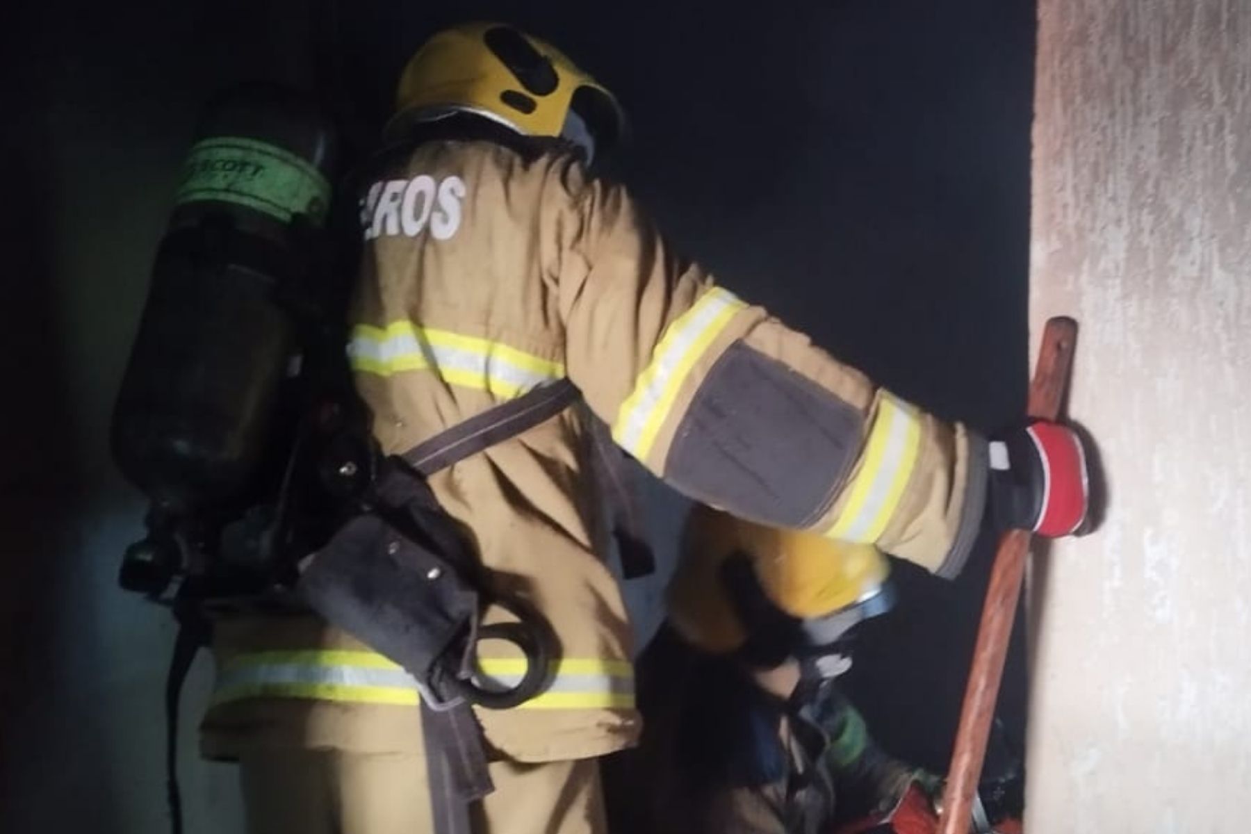 Incêndio atinge residência no bairro Parque Independência