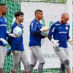 Palmeiras acerta saída de goleiro para clube europeu por empréstimo