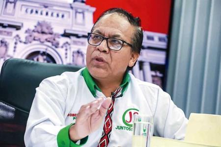 Candidato à Presidência do Peru Roberto Sánchez