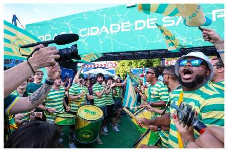 Movimento Verde e Amarelo apoiando a Seleção Brasileira