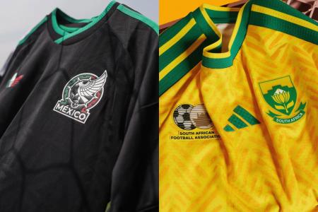 Uniformes utilizados por México e África do Sul na estreia do Mundial