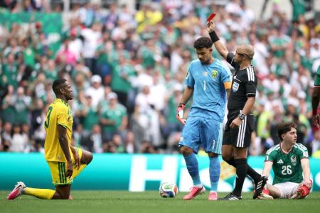 África do Sul tem dois jogadores expulsos na estreia da Copa do Mundo de 2026