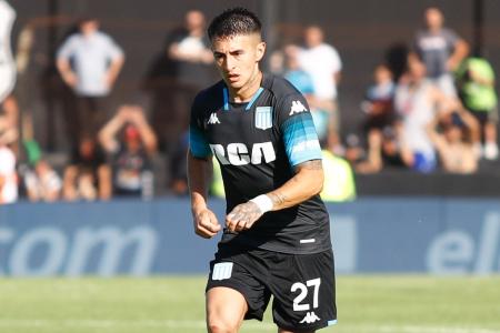 Rojas usava o número 27 no Racing • Divulgação/Racing