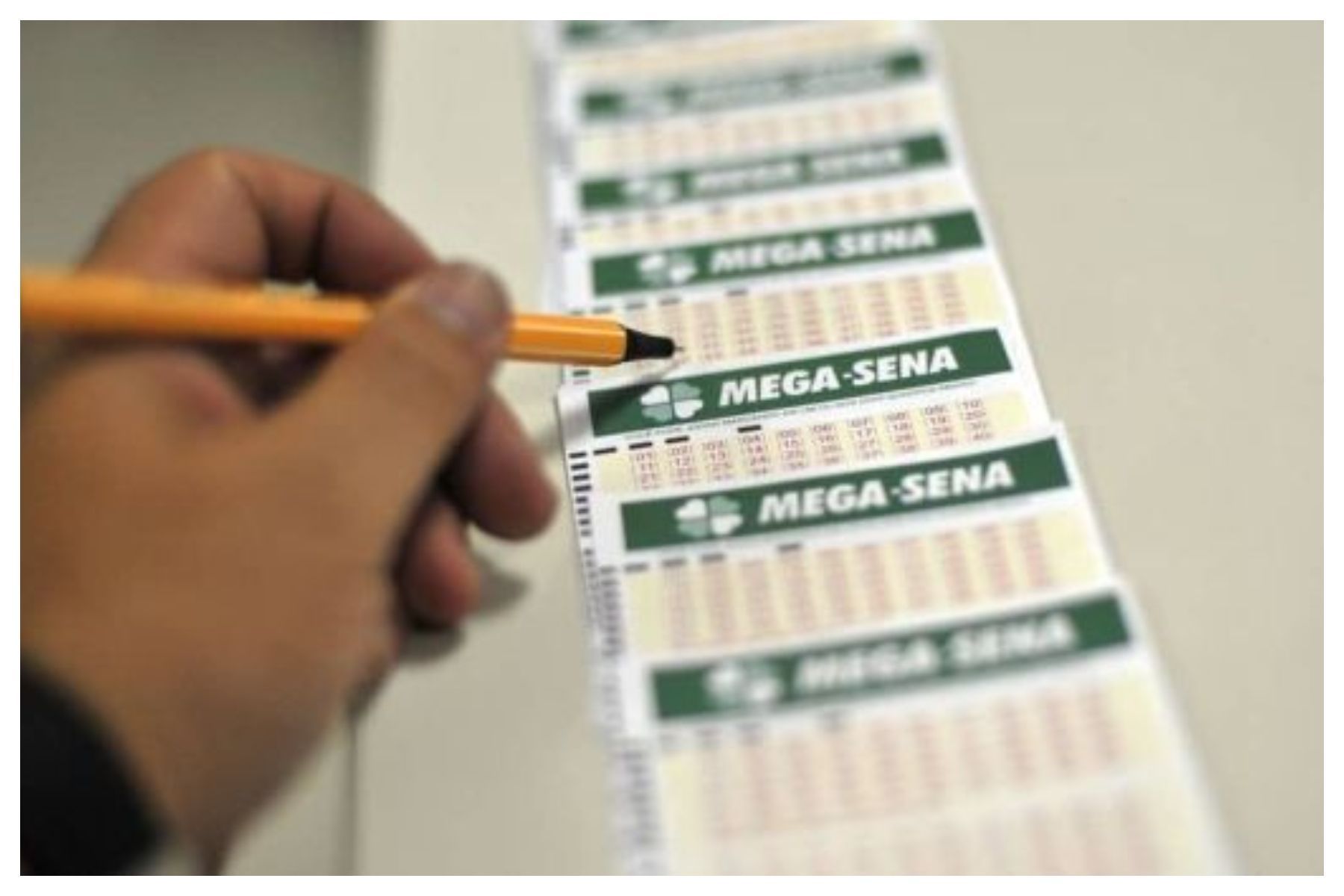 Fortuna! Tudo que você precisa saber sobre a Mega-sena 3022 desta terça-feira (23)