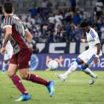 Vaiado no Mineirão, atacante do Cruzeiro manda recado, e companheiros reagem