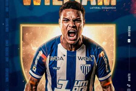 Avaí anuncia contratação do lateral William
