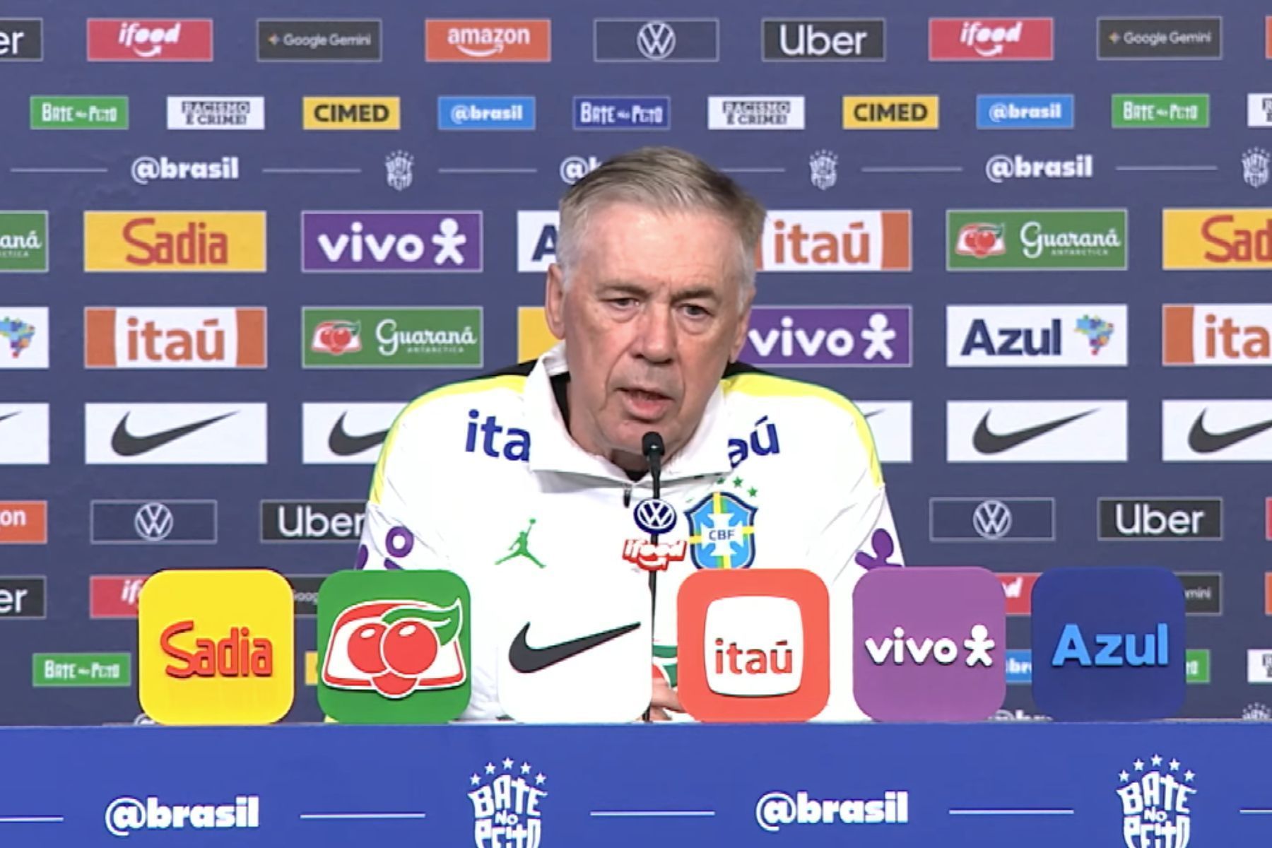 Ancelotti atualiza situação de Neymar e confirma ausência de zagueiro em Brasil x Egito