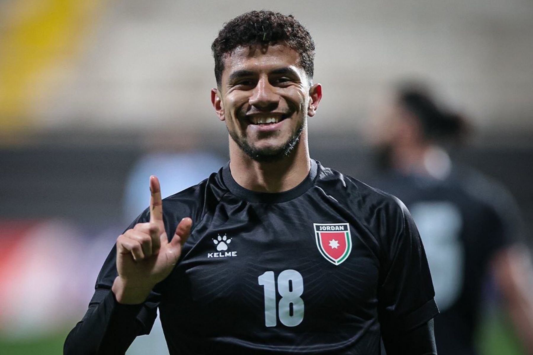 Jogador de adversário da Argentina se lesiona e fica fora da Copa do Mundo