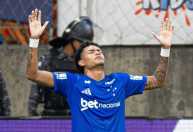 Cruzeiro abre conversas para renovar com Kaique Kenji, alvo de sondagens da Europa