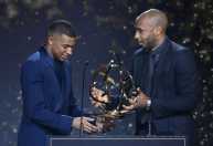 Campeão do Mundo pela França sai em defesa de Mbappé após 'polêmica'