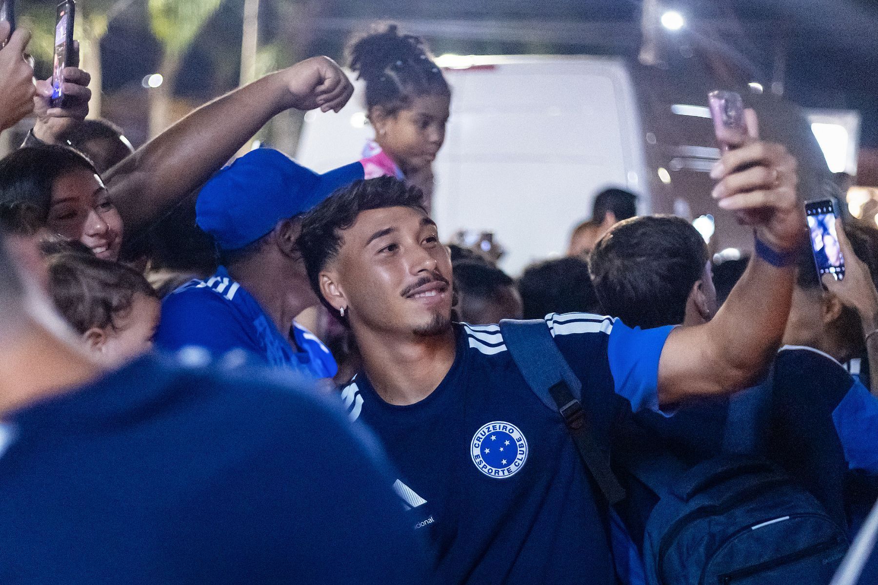 Libertadores, vitrine e pedido de técnico: Cruzeiro acerta empréstimo de meia