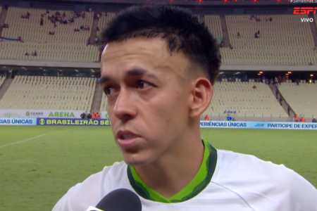 Segovinha em entrevista pós-jogo