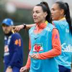 Jogadora do Cruzeiro tem grave lesão em treino da Seleção e passará por cirurgia