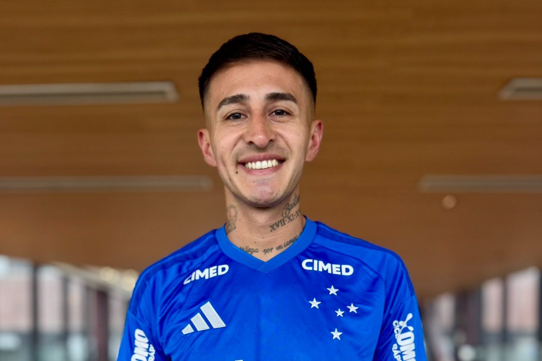 Anunciado, novo reforço do Cruzeiro manda recado à torcida: 'Deixar tudo'
