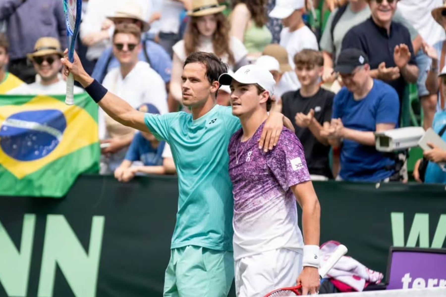 João Fonseca nas duplas do ATP 500 de Halle: horário e onde assistir à semifinal