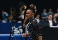 Rebeca Andrade celebra retorno às competições após período sabático