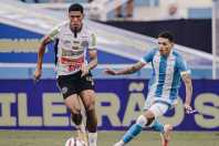 Com um a menos, Athletic leva gol de bicicleta e perde para o Londrina na Série B
