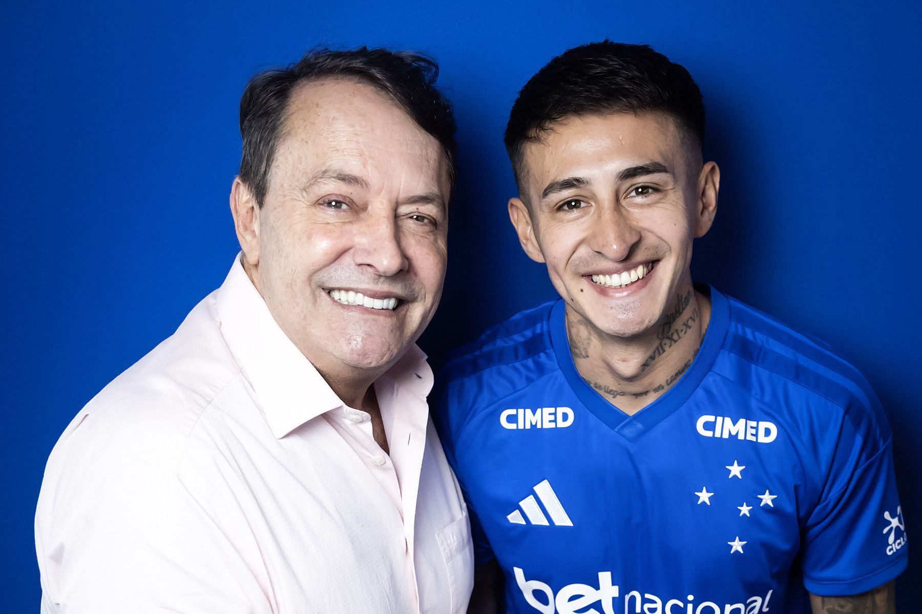 Reforço de R$ 31 milhões é recepcionado por Pedrinho em primeiro dia no Cruzeiro