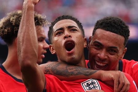 Jude Bellingham, autor do primeiro gol da partida, comenta classificação da Inglaterra