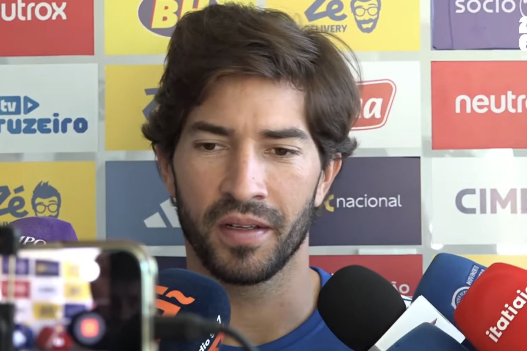 Lucas Silva revela teor de reunião de Artur Jorge com elenco do Cruzeiro pós-férias