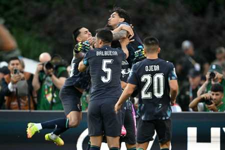 Paraguaios comemoram classificação na Copa do Mundo