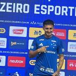 Apresentado, Rojas celebra chegada ao Cruzeiro: 'Passo importante para minha carreira'