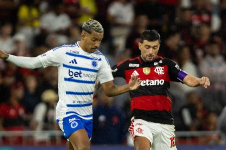 Flamengo e Cruzeiro em jogo pelo Campeonato Brasileiro • Thais Magalhães/Cruzeiro