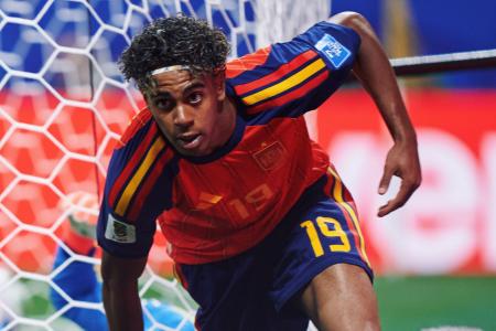 Yamal em jogo da Espanha na Copa do Mundo de 2026