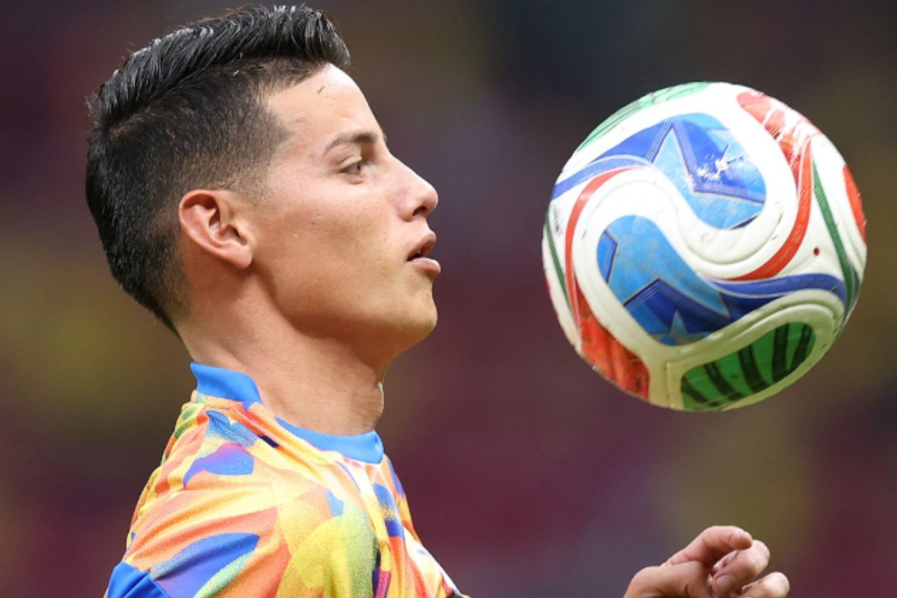 James Rodríguez atinge marca histórica com a camisa da Colômbia na Copa do Mundo