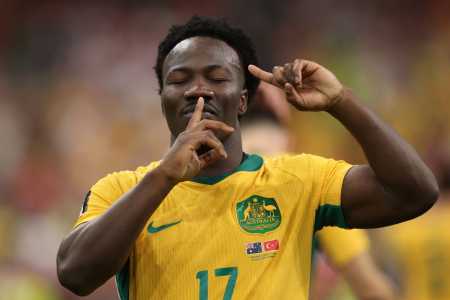 Irankunda comemorando gol pela Austrália