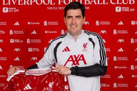 Andoni Iraola, novo técnico do Liverpool