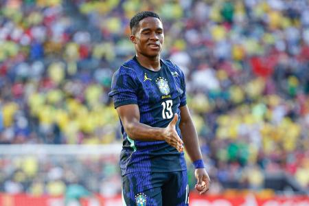 Endrick fica de fora da estreia do Brasil na Copa