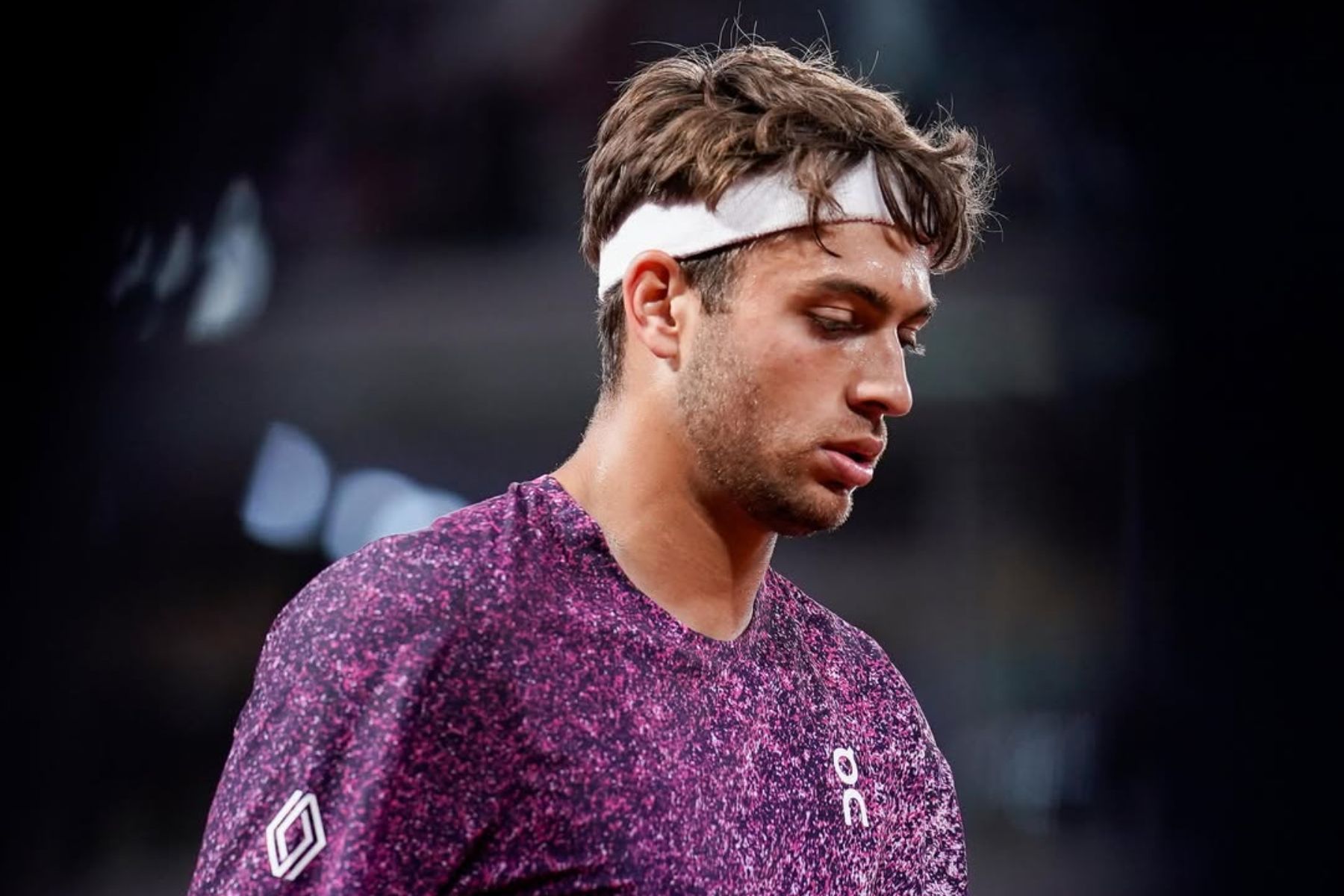 Flavio Cobolli revela satisfação com desempenho em Roland Garros e tristeza por Arnaldi