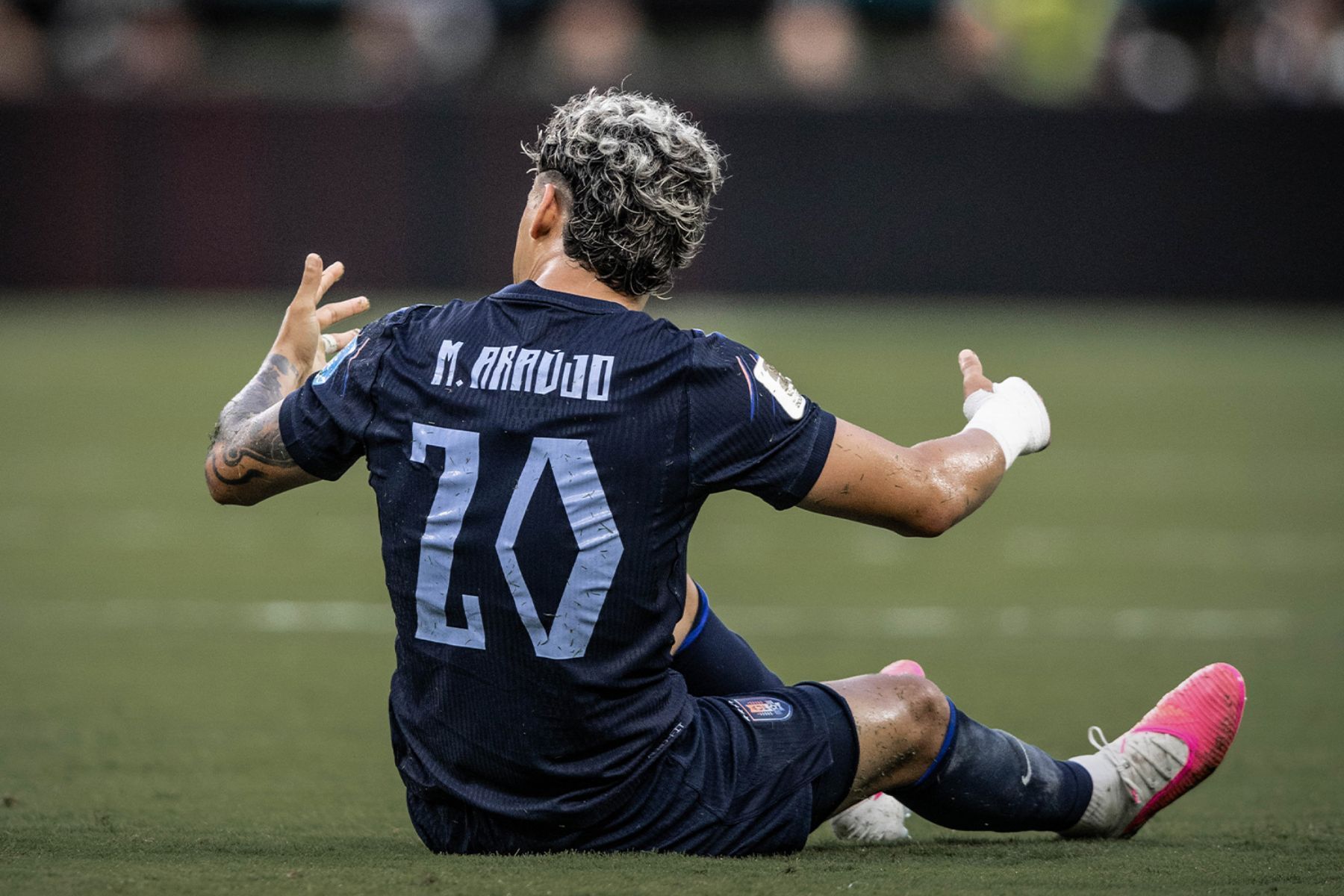 Jornais detonam Uruguai por eliminação na Copa: 'Decepção da América do Sul'