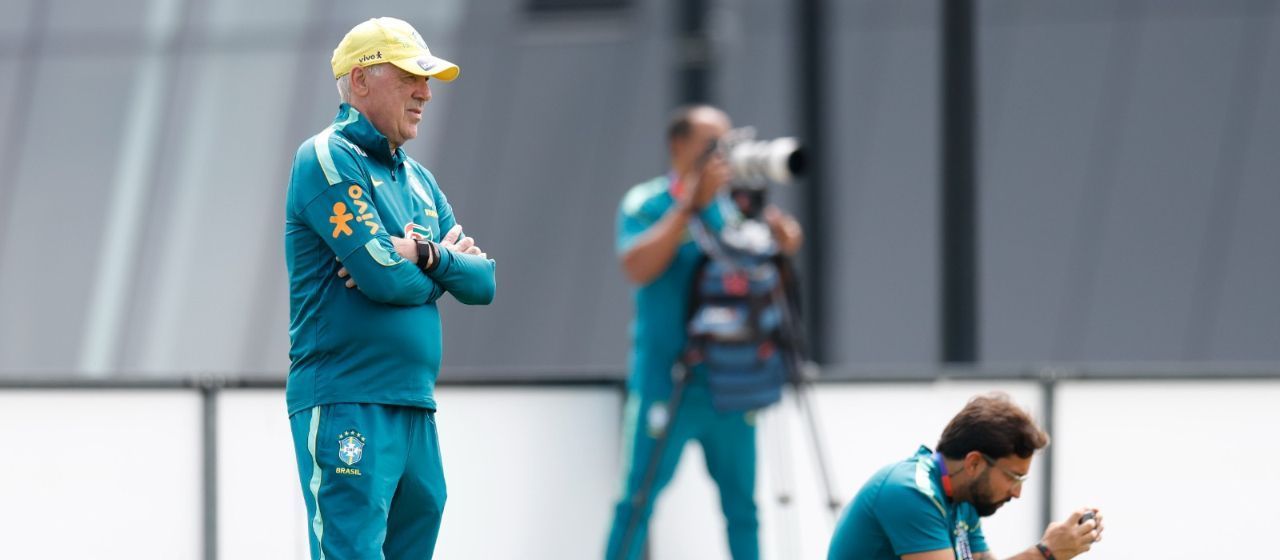 Ancelotti faz testes e indica mudanças na Seleção Brasileira para estreia na Copa