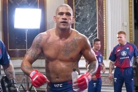 Alex Poatan em ação no UFC da Casa Branca