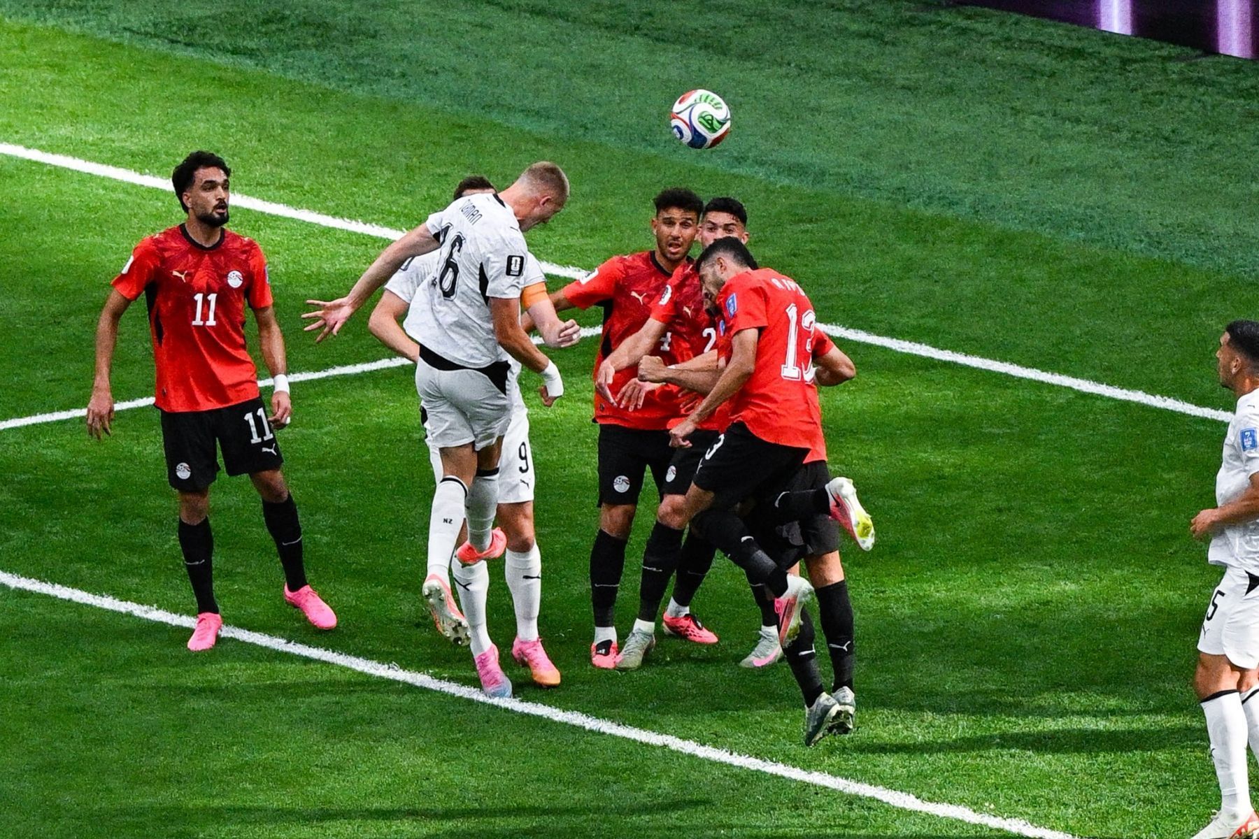 Com derrota, Nova Zelândia caminha para recorde negativo histórico na Copa do Mundo