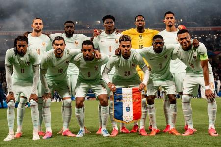 Seleção da França estreia em partida desta terça-feira