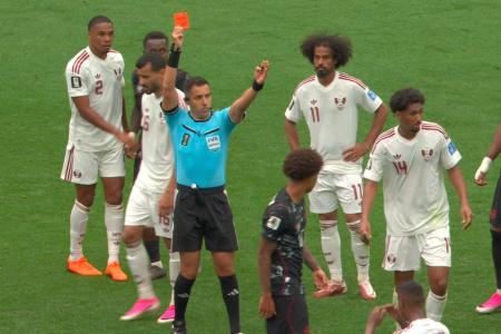 Quarta expulsão na Copa do Mundo de 2026 na partida entre Canadá e Catar