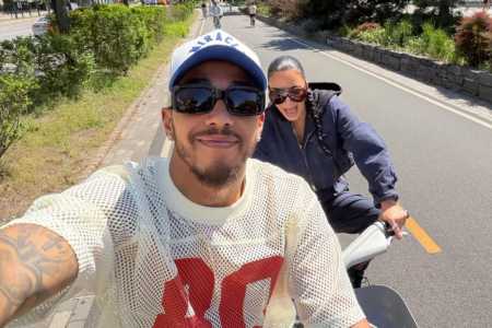 Kim Kardashian e Lewis Hamilton andam de bicicleta juntos