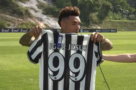 Igor Jesus teve passagem marcante pelo Botafogo