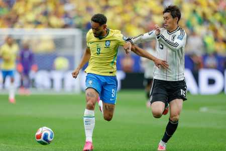 Matheus Cunha em ação na partida entre Brasil e Croácia