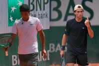 Leo Storck e Guto Miguel avançam e farão semifinal brasileira no Roland Garros juvenil