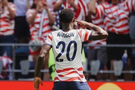 Folarin Balogun é eleito melhor jogador em campo na partida de Estados Unidos e Austrália
